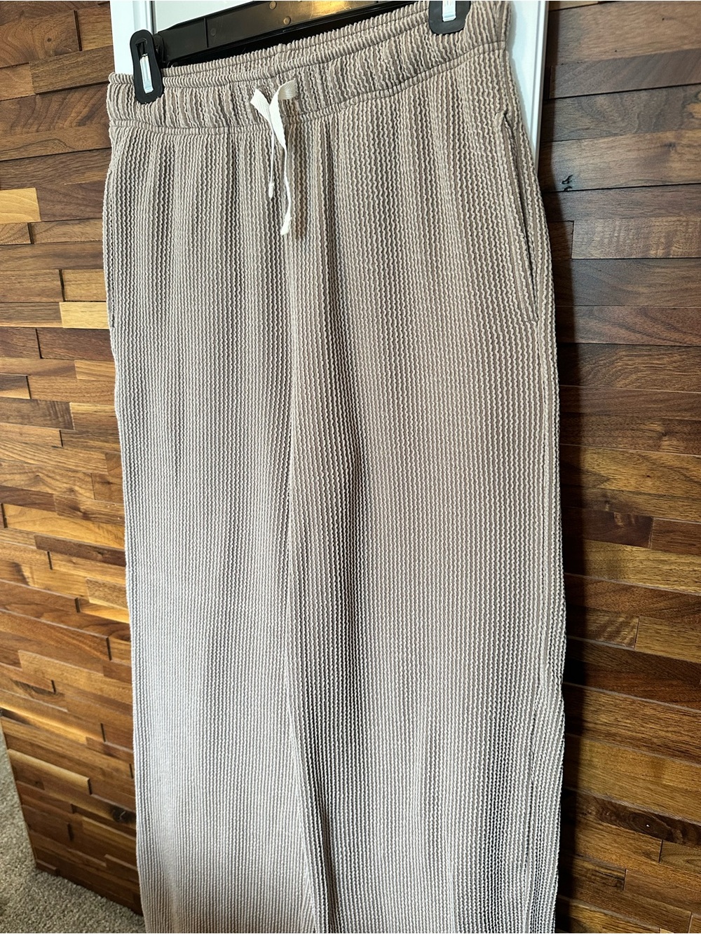 EUC🤎Zenana Raised Rib Short Sleeve Tee & Pants Set Ash Mocha - Picture 7 of 9